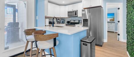 House, Multiple Beds (The White Sandcastle) | Private kitchen