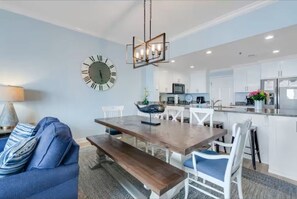 Dining - Sterling Beach • Spacious 3BR • Gulf Views (Panama City Beach)