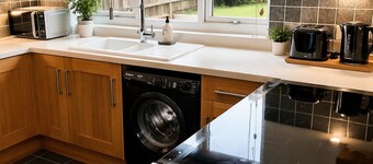 Westbrook Spacious 3 Bed in Exeter