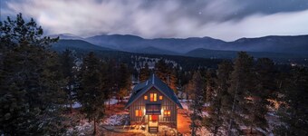 Royal Elk Lodge