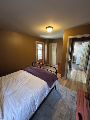 2 habitaciones, wifi gratis y ropa de cama