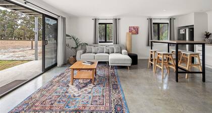 The Quiet Shed - Peaceful rural studio near wineries