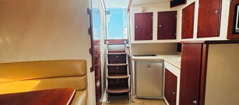  Stay Aboard the Murf Dog: Unique Waterfront Yacht Escape on South Padre Island