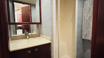 Shower, towels, soap
