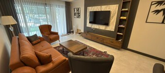 Luxury Beachfront Villa John – Steps from the Sea