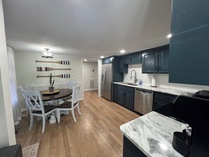 Fridge, microwave, stovetop, dishwasher