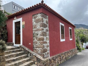 Front of property - Casa Rural El Cabezo (Vallehermoso)