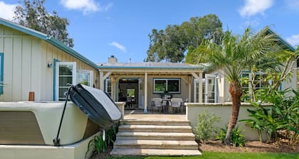 NEW Steps to the Sand on Mesa Lane 3 BD 2BA with Jacuzzi!