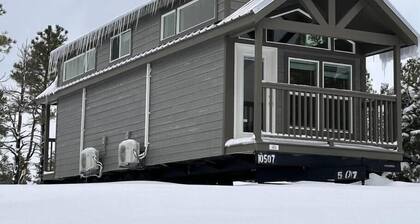 Luxury Cabin with Forest View 6B