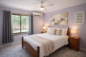 Room - Yarrawonga Family Getaway Near Lake Mulwala + BBQ (Moira)