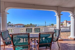 Outdoor dining - Spacious and Traditional Home Villa Hermosa I (Puerto Peñasco)
