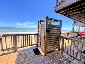 Property grounds - Lookout & Paradise - 2 Units On the Beach! (Surfside Beach)
