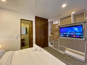 Departamento, balcón, vista a la ciudad | Cortinas blackout, tabla de planchar con plancha y wifi gratis 