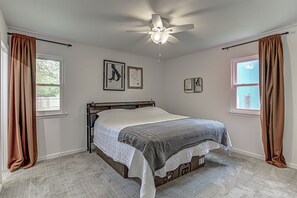 2 habitaciones, tabla de planchar con plancha y wifi gratis 