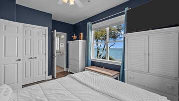 3 bedrooms, WiFi (free), bed sheets