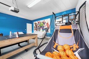 Games room - Games Room | Theater Room | Screened Pool (Davenport)