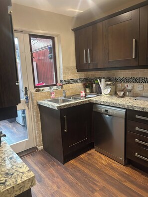 House, 2 Bedrooms, Smoking, Patio | Interior - Cosy Family Home With Full Amenities (Uxbridge)