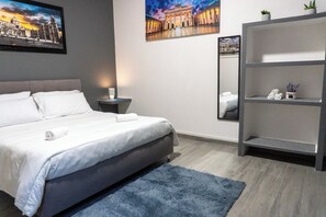 Room - Vrbo Property (Catania)