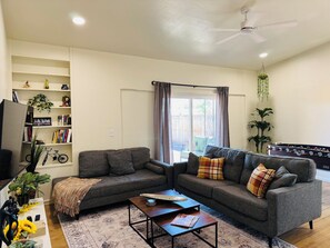 TV - Midcentury 2-Bedroom Home Near University of Arizona (Tucson)