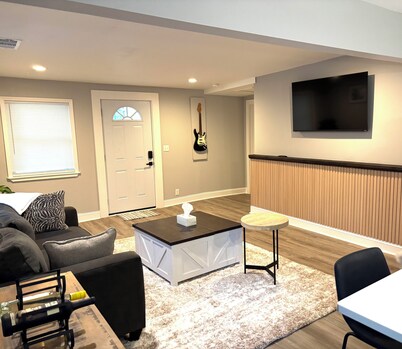 Walk to downtown Athens, relax in this stylish 2BR/2BA home near everything UGA