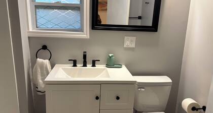 Walk to downtown Athens, relax in this stylish 2BR/2BA home near everything UGA
