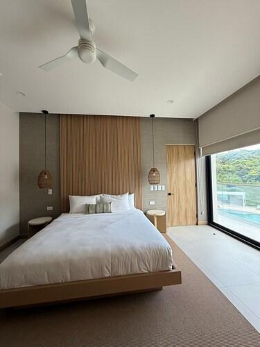 Become C33 - Modern 2BR in the Heart of Nosara