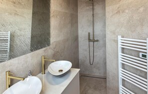 Shower, hair dryer - Gorgeous home in Sveti Lovrec (Sveti Lovrec)