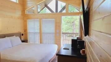Luxury Cabin, Non Smoking, Mountain View