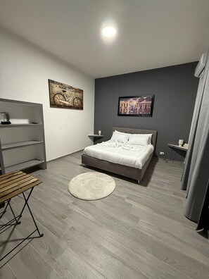 Room - ELEGANT COMFORT ROOM WITH SMART SERVICES IN THE CENTER OF CATANIA (Catania)
