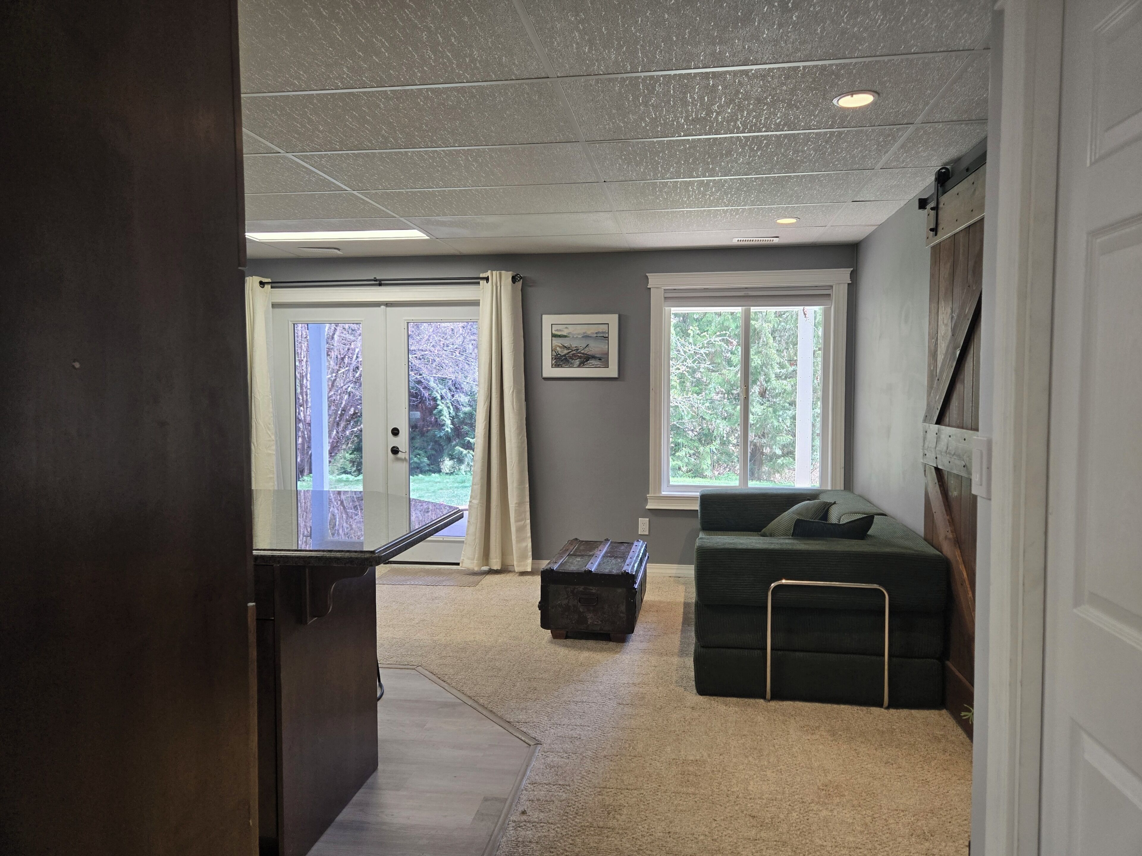 Canoe Creek Retreat - Salmon Arm