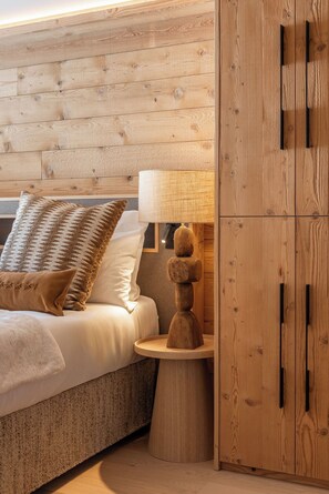 4 dormitorios, tabla de planchar con plancha, wifi gratis y ropa de cama