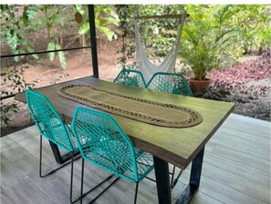 Outdoor dining - Modern 2 Bedroom Scenic Retreat w/ Pool and Fitness Studio (Paraiso)