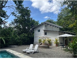 Outdoor pool - Modern 2 Bedroom Scenic Retreat w/ Pool and Fitness Studio (Paraiso)