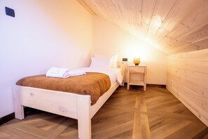 Classic Triple Room, Hill View - River Bridge Hotel  (Žabljak)