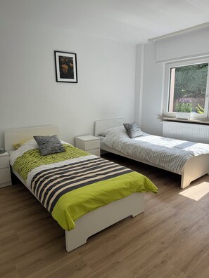 Room - Vrbo Property (Wilhelmsfeld)