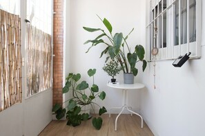 Interior - Home2Book Modern Stay Cozy Apt Seville (Seville)