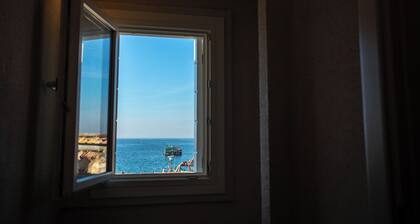 Alvise 2 - One Bedroom Guest House, Sleeps 2