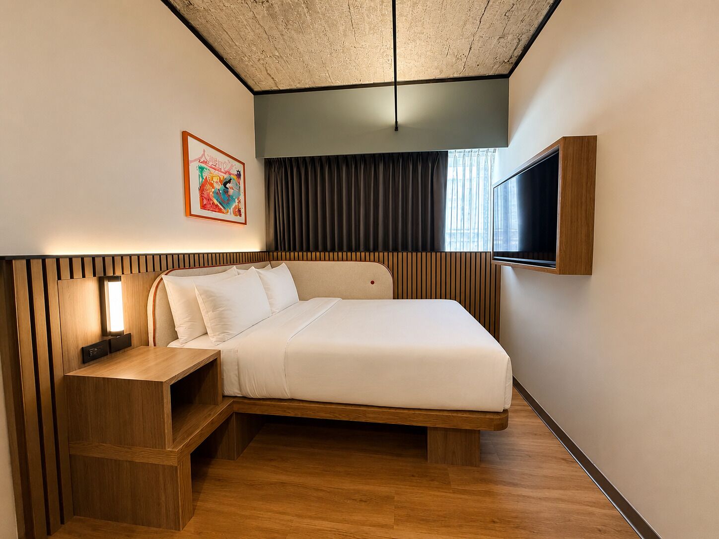 Compact Queen Bed Mobility Accessible | Free WiFi