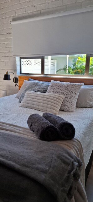 1 chambre, fer et planche à repasser, Wi-Fi, draps fournis