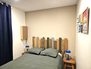 Reisekinderbett, kostenloses WLAN, Bettwäsche