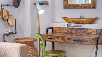 Departamento, vista al jardín | Área de sala de estar