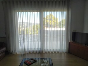 Interior - Walnut House with Private Pool (Gondufe)