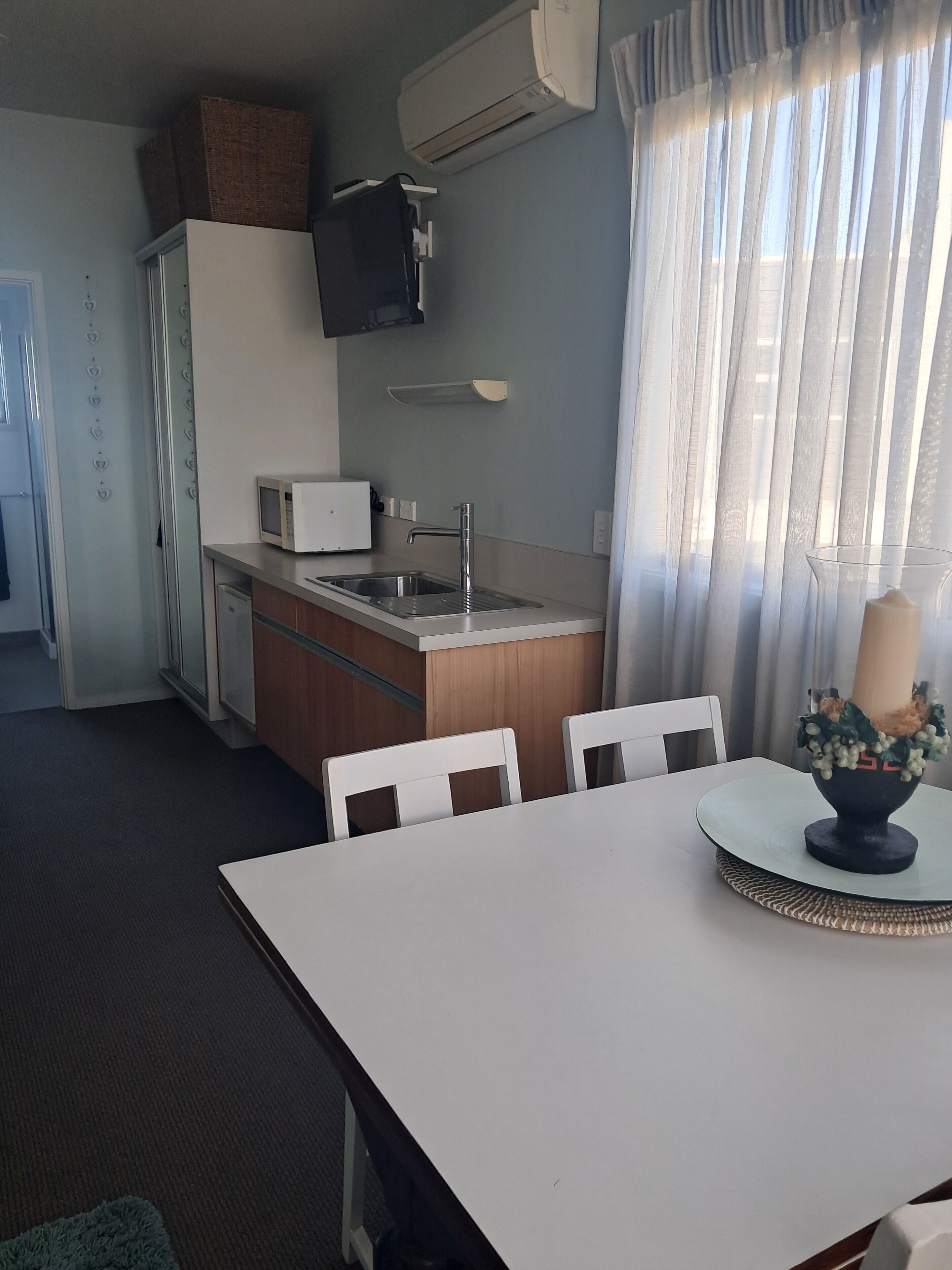 Comfort Studio | Laptop workspace, blackout drapes, iron/ironing board, free WiFi
