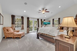 6 habitaciones, escritorio, tabla de planchar con plancha y wifi gratis 