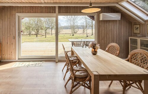 Beautiful home in Ans By