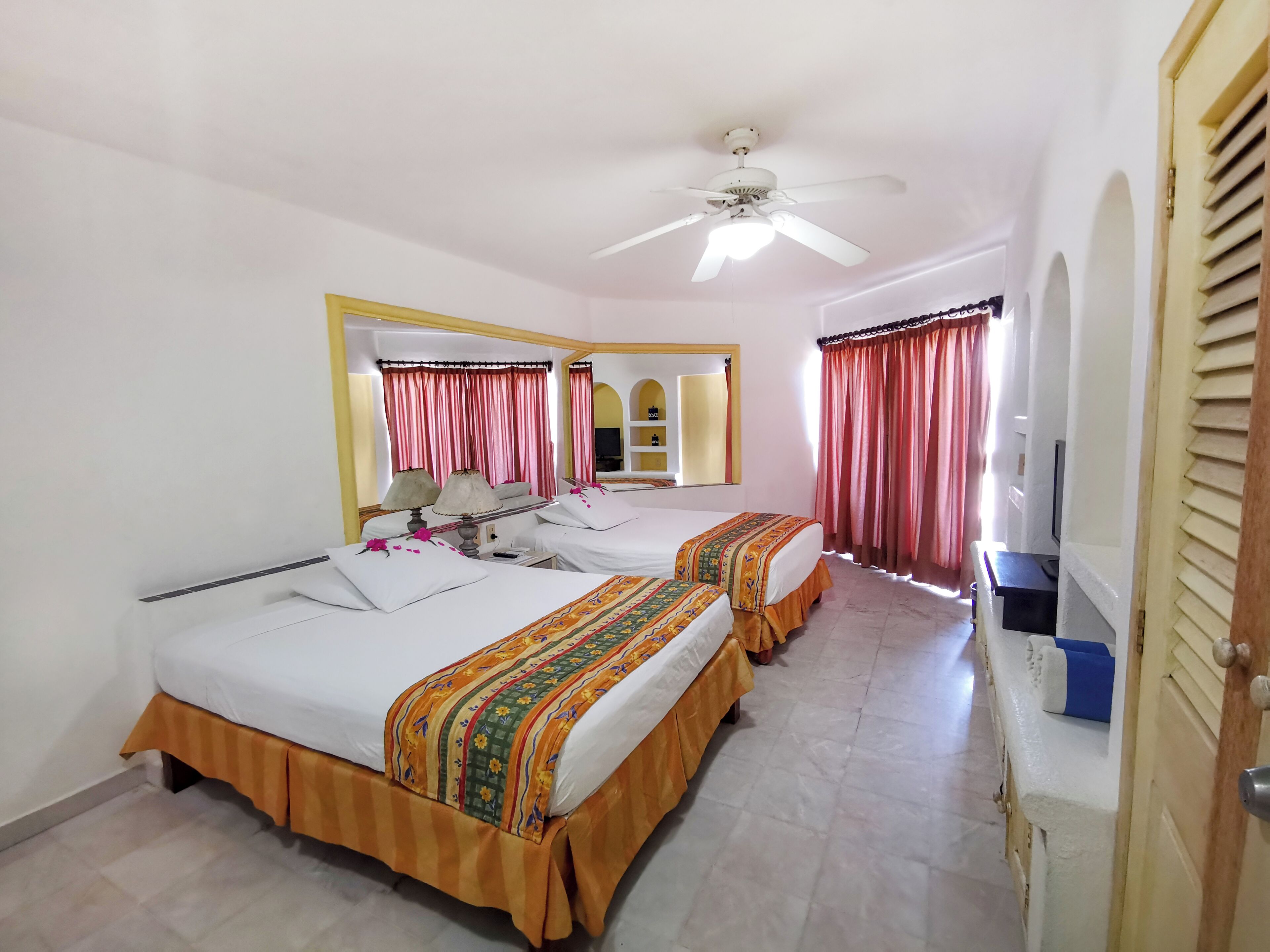 Camera Standard, vista oceano