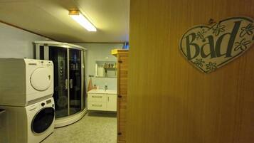 Apartment, 1 Bedroom, Sauna | Laundry