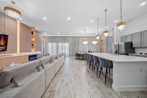 Interior - 15BR home sleeps 30 in orlando, fl (Orlando)