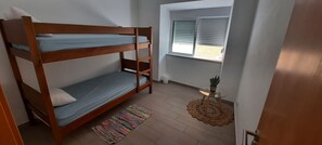 2 bedrooms, WiFi, bed sheets - Apartment in Portimão City Centre (Portimão)