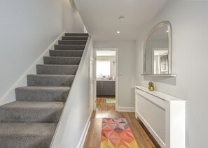 Interior - Chic Nottingham Home with Terrace & FREE Parking (Nottingham)